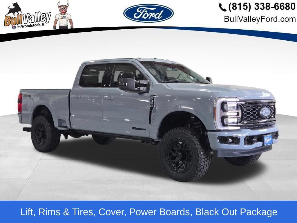 New 2026 Ford F350 Lariat w/ Black Appearance Package
