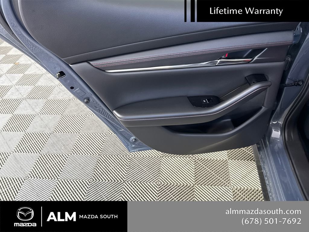 2026 MAZDA Mazda3 Carbon