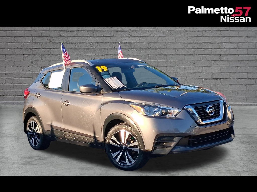 Certified 2019 Nissan Kicks SV