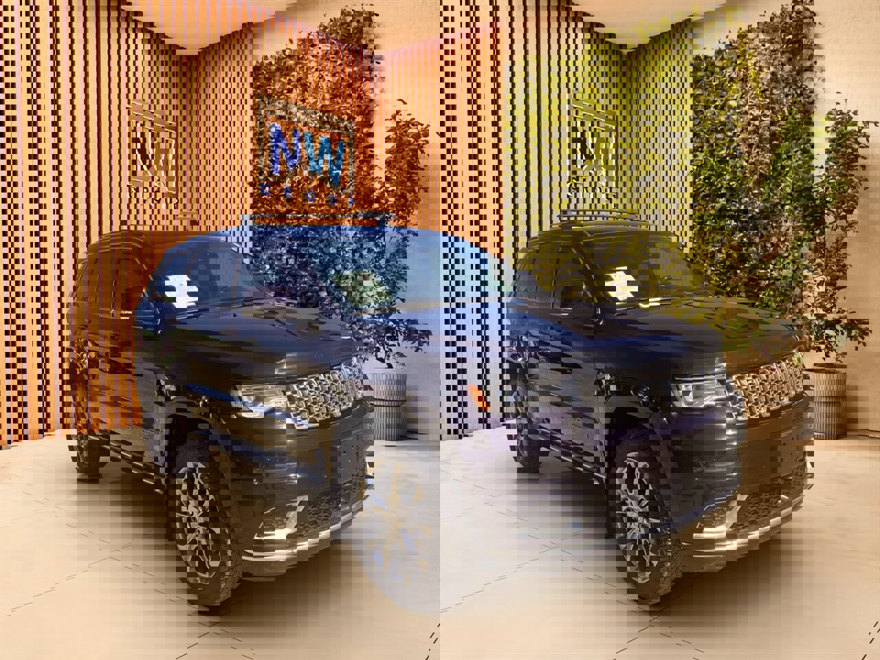 Used 2019 Jeep Grand Cherokee Summit w/ Platinum Series Group