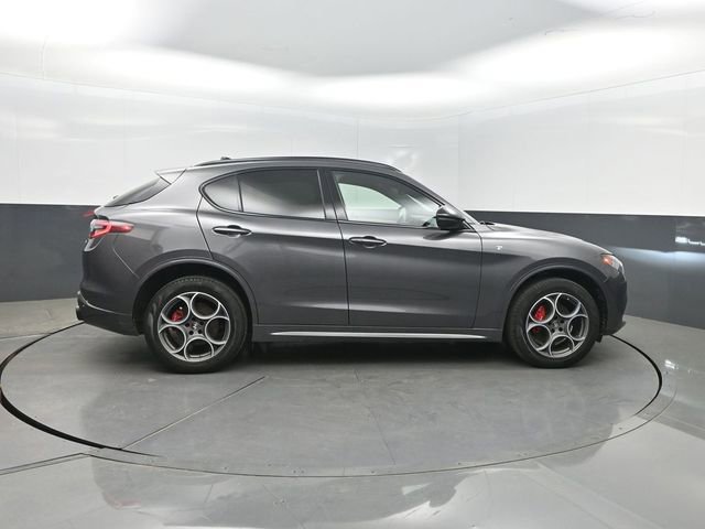 2024 Alfa Romeo Stelvio Ti