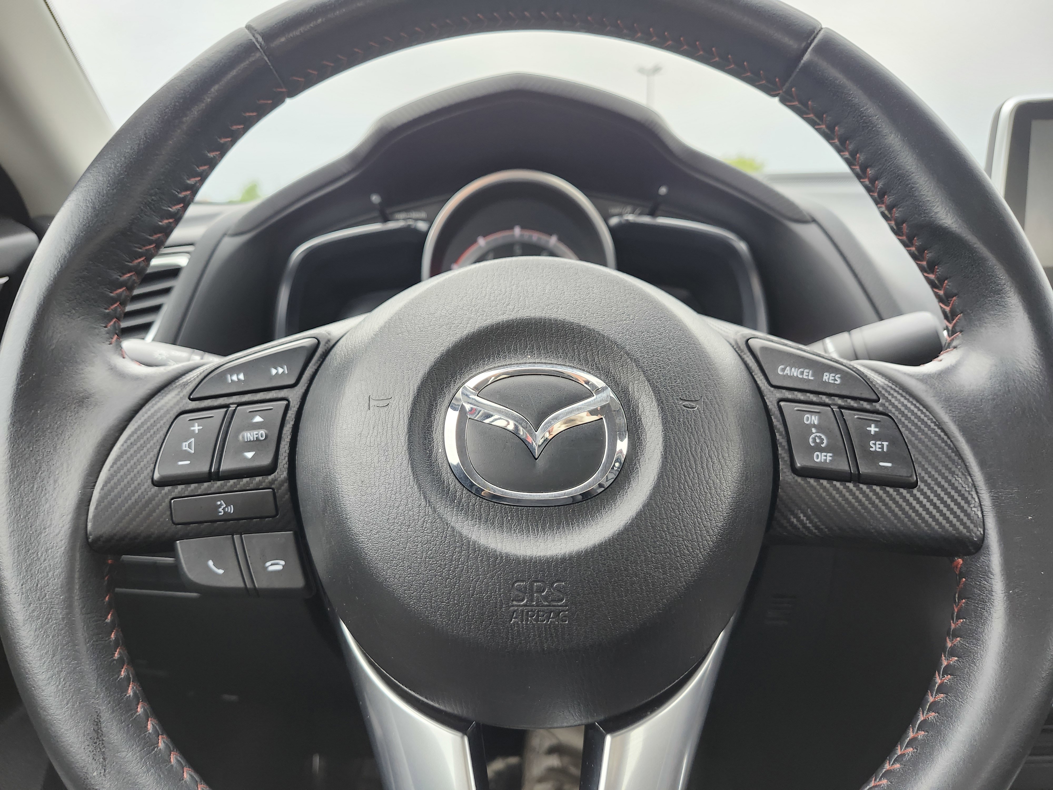 2014 MAZDA Mazda3 s Touring