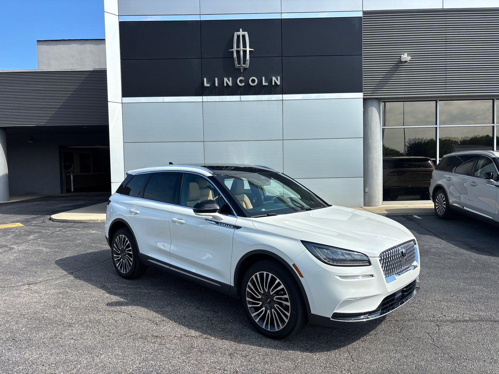 Certified 2021 Lincoln Corsair Reserve w/ Elements Package