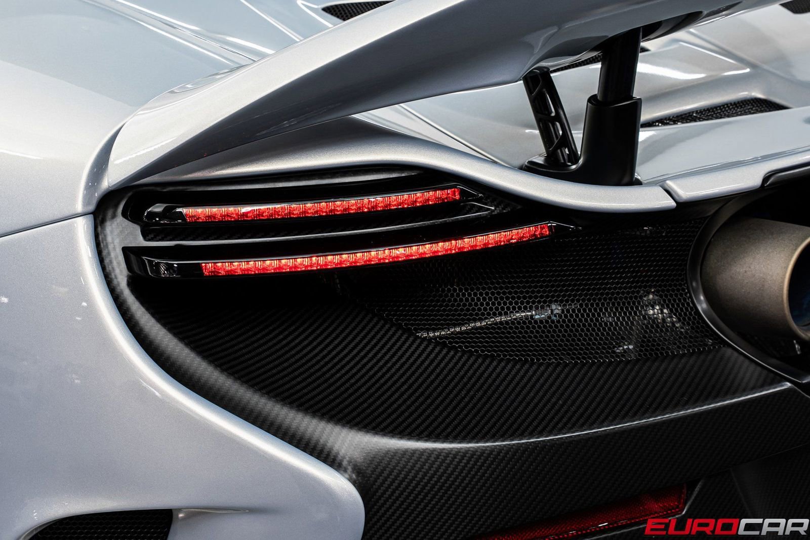 Used 2016 McLaren 675LT Spider photo 27