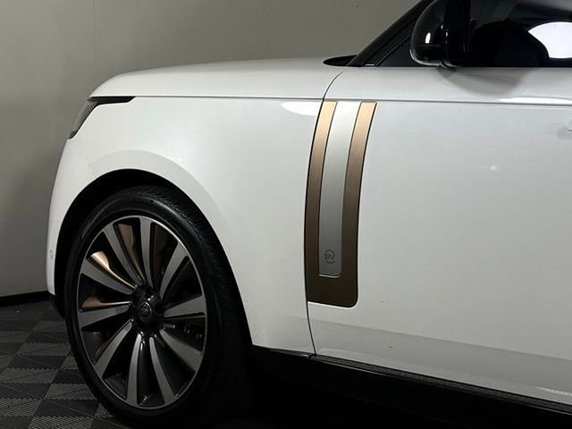 2023 Land Rover Range Rover SV