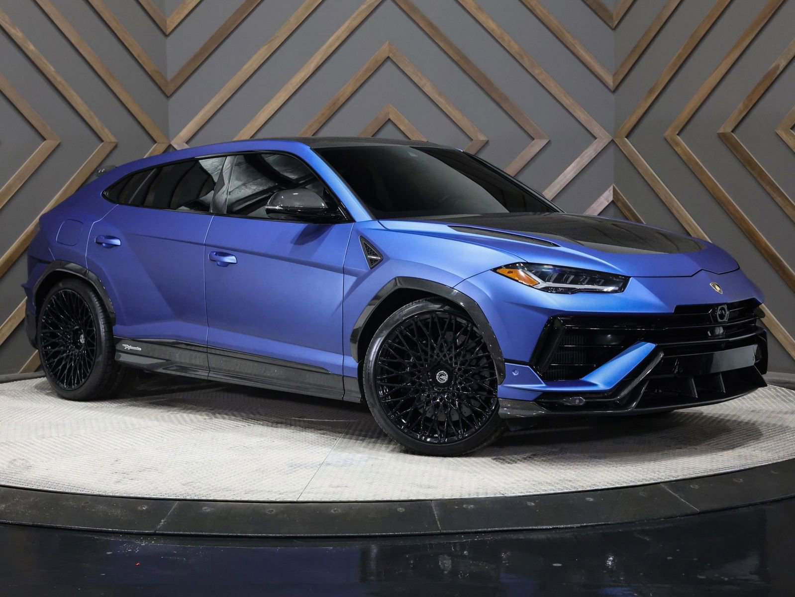 Used 2023 Lamborghini Urus Performante