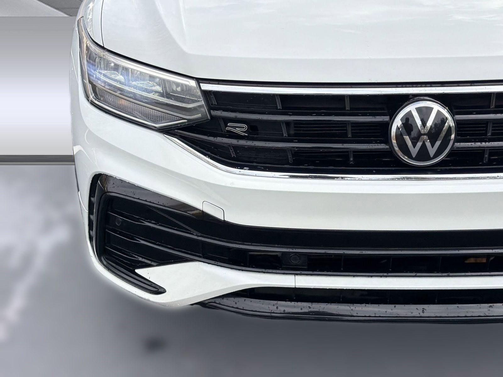 2022 Volkswagen Tiguan SE R-Line
