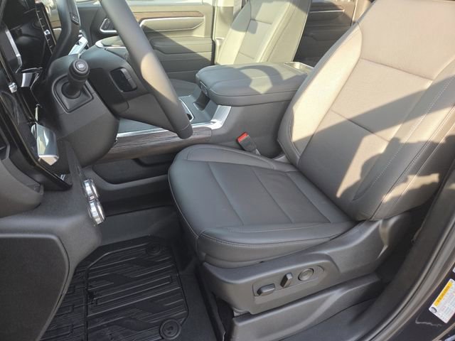 2025 GMC Sierra 3500 SLT