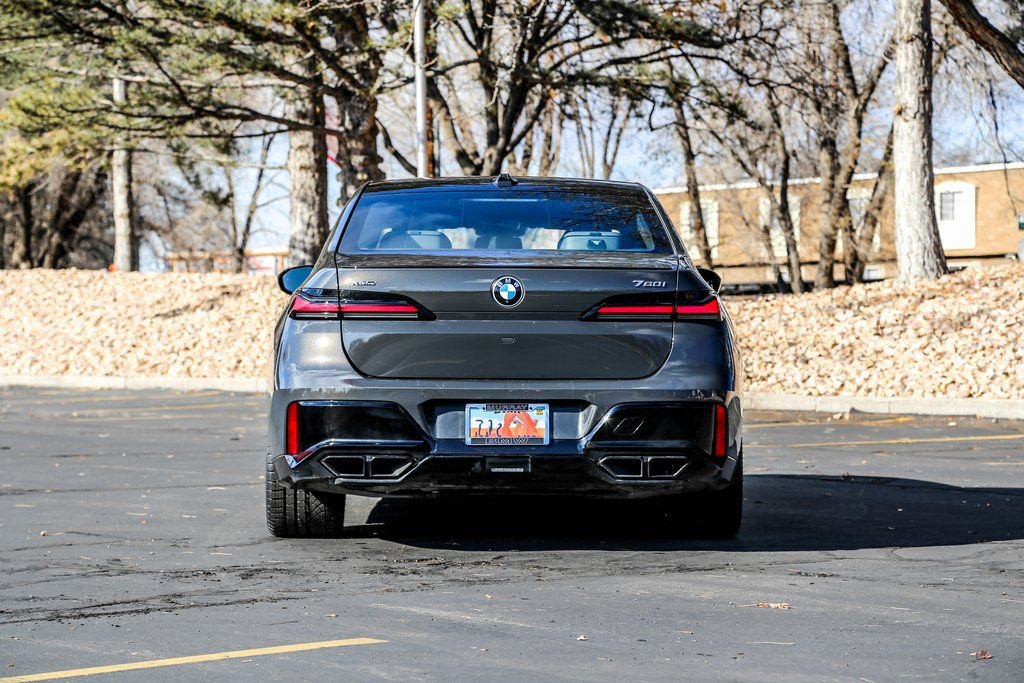 2025 BMW 760i xDrive