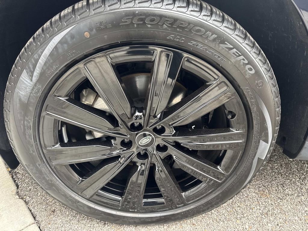 2023 Land Rover Range Rover Sport SE