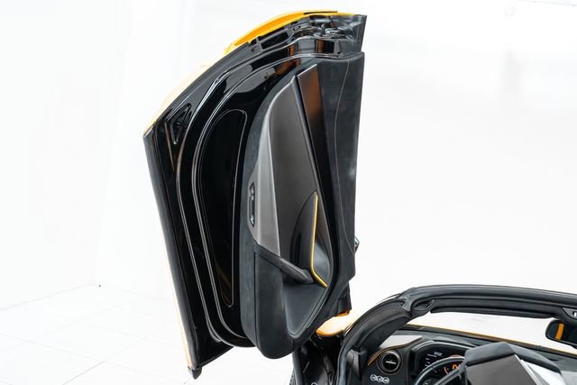 Used 2020 McLaren 720S Performance photo 28