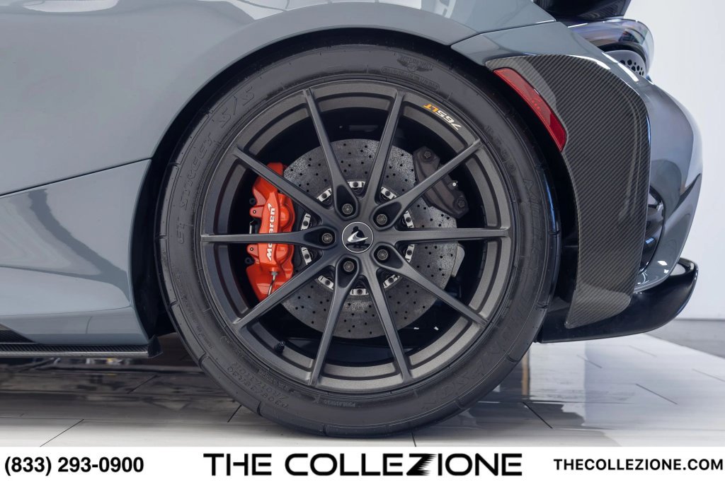 Used 2021 McLaren 765LT photo 23