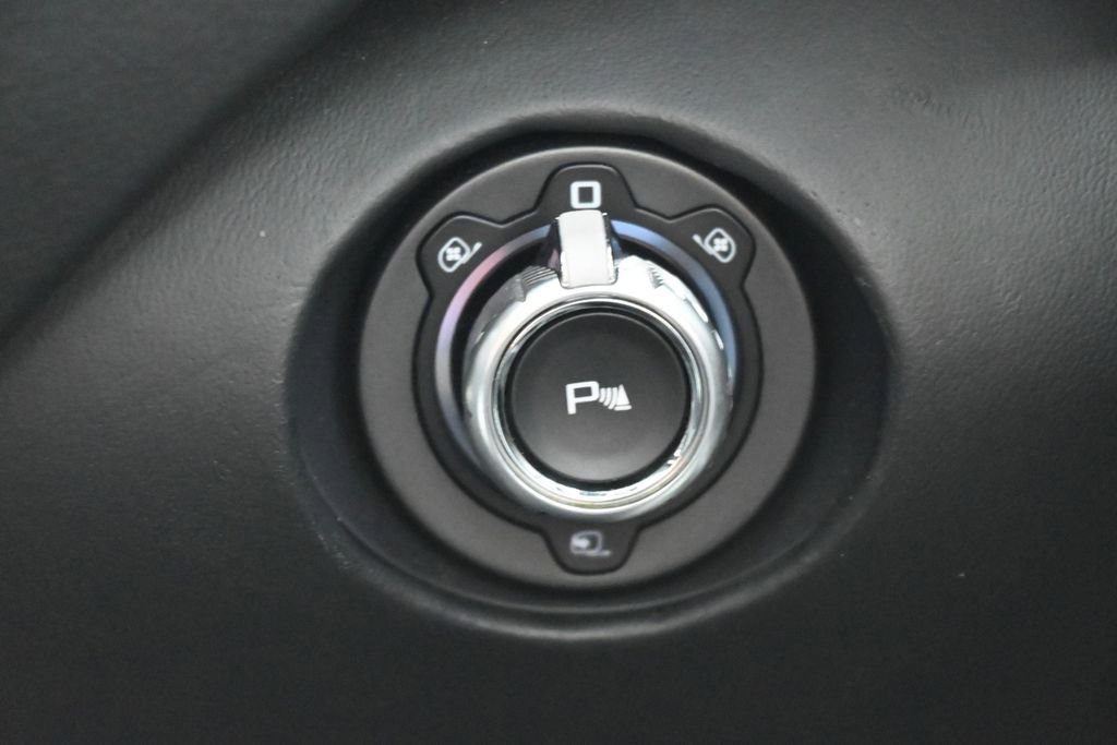 Used 2019 McLaren 720S Luxury photo 19