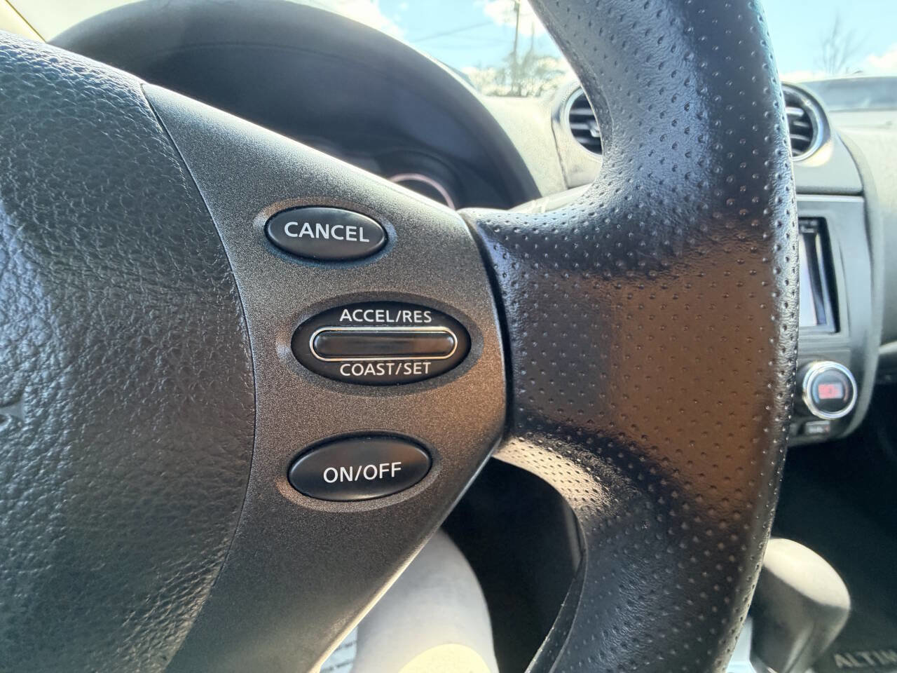 2010 Nissan Altima Hybrid Sedan