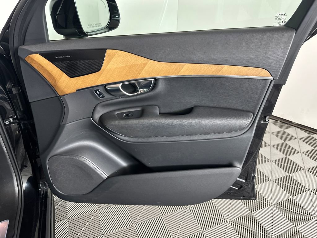 2022 Volvo Xc90 T8 Inscription Expression