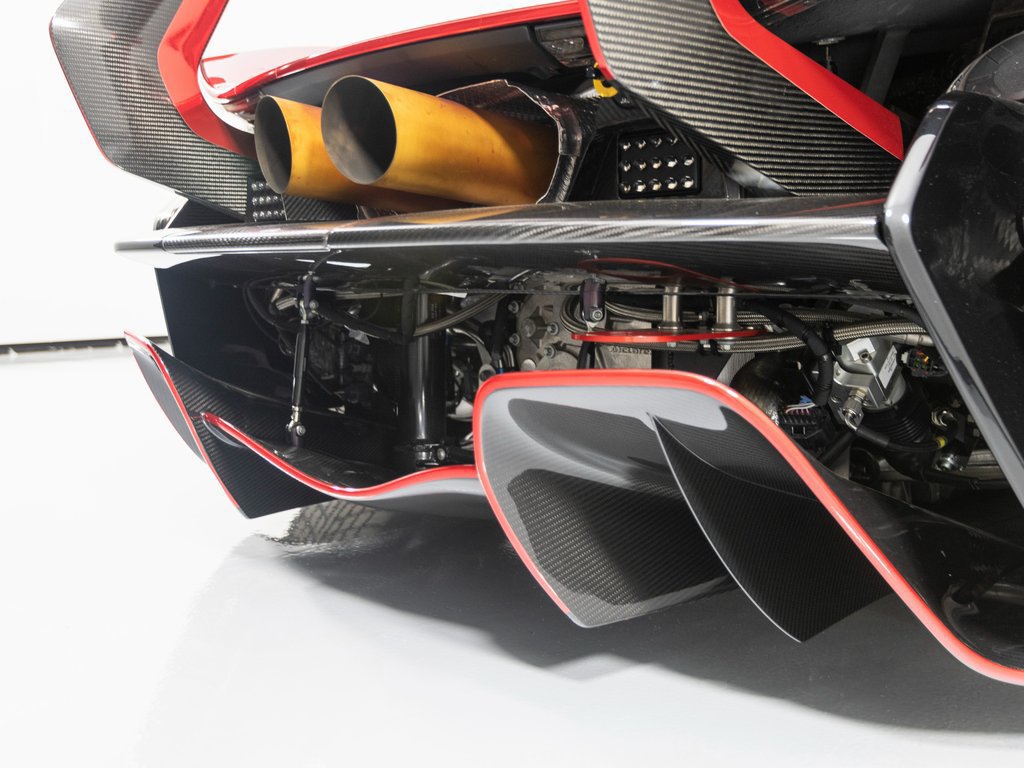 Used 2015 McLaren P1 photo 98