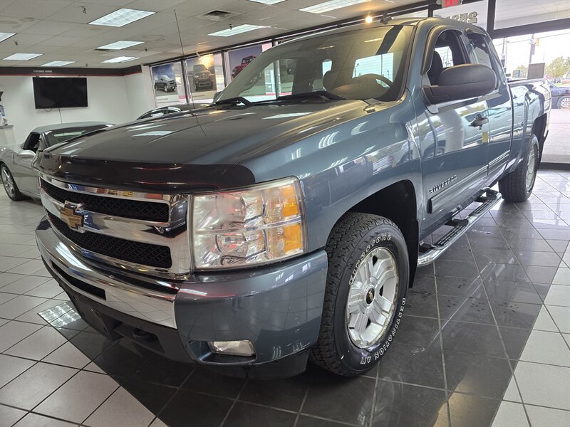 2010 Chevrolet Silverado 1500 4WD Ext Cab 143.5" LT for sale in Hamilton, OH