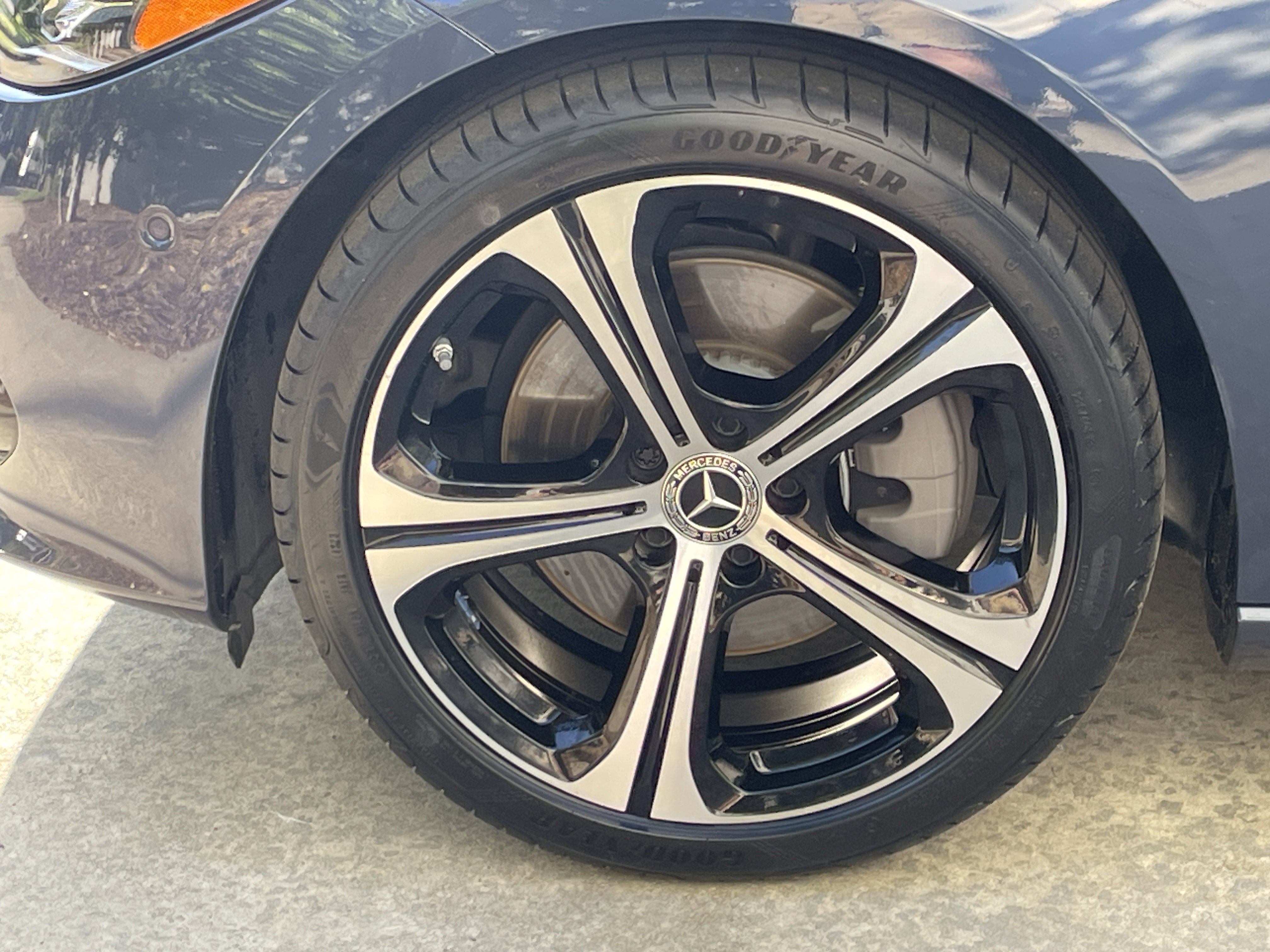 2025 Mercedes-Benz C 300 Sedan