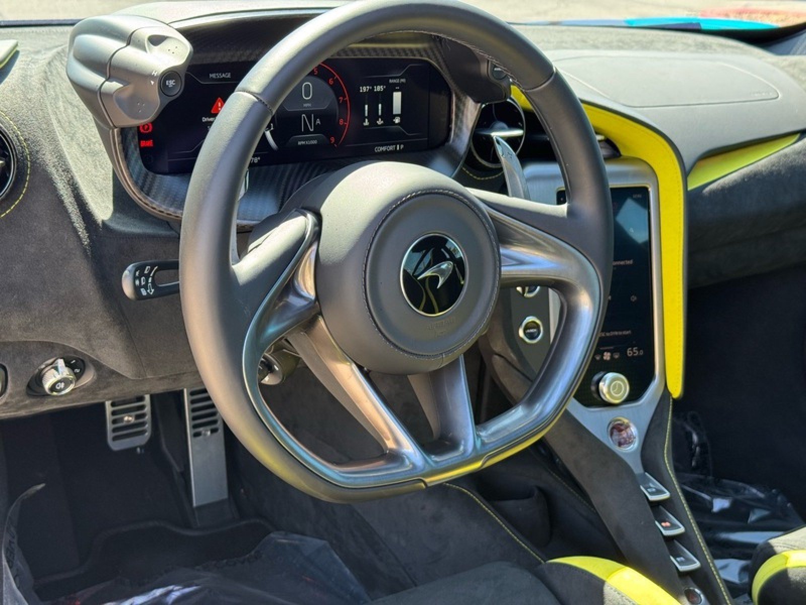 Used 2024 McLaren 750S photo 16