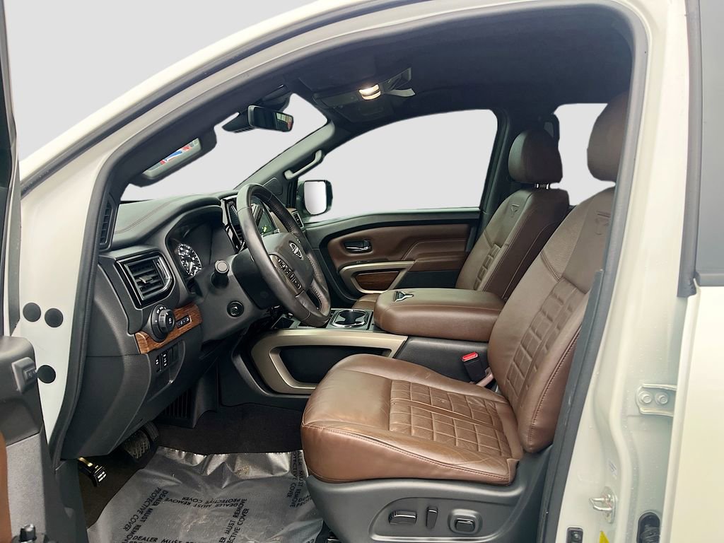 2024 Nissan Titan Platinum Reserve