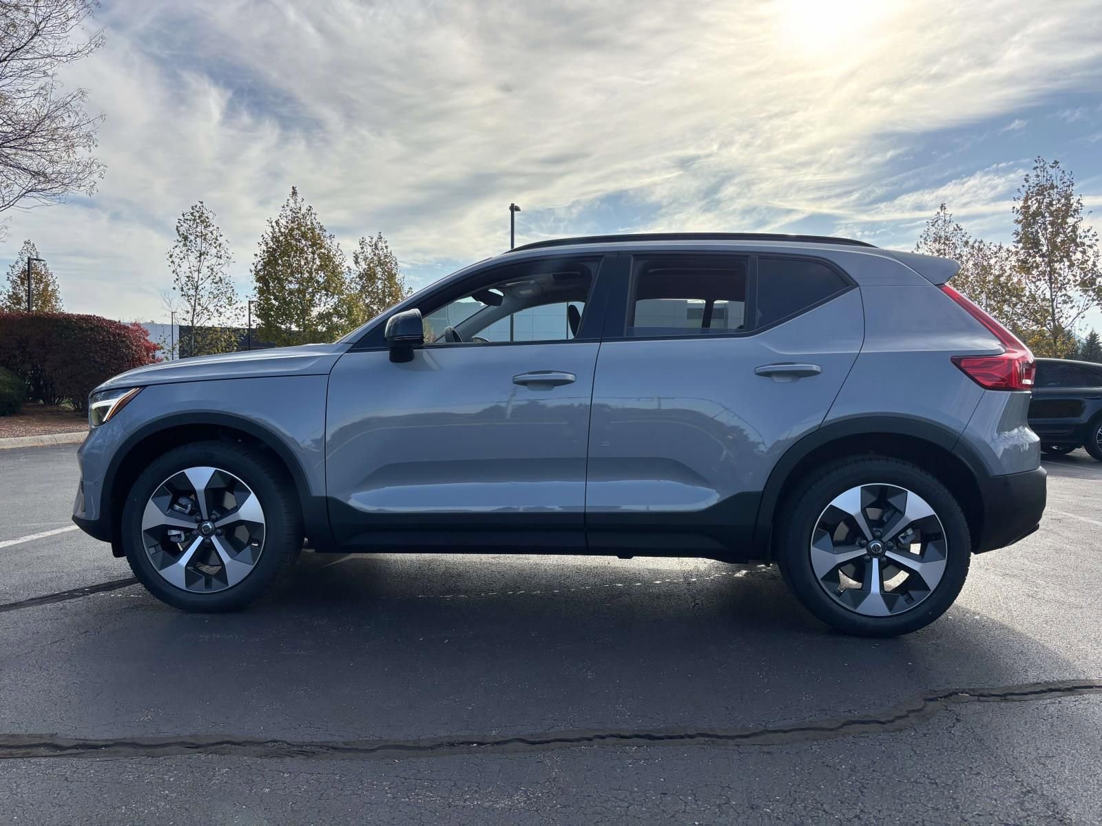 2026 Volvo Xc40 B5 Plus