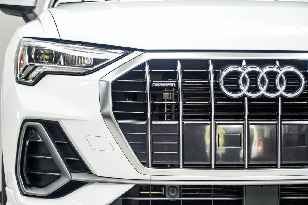 2025 Audi Q3 2.0T Premium