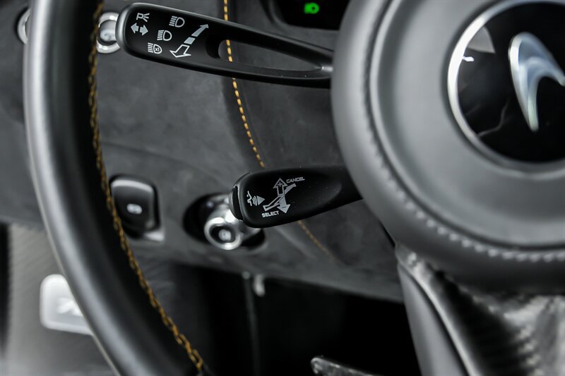 Used 2022 McLaren 720S Performance photo 25