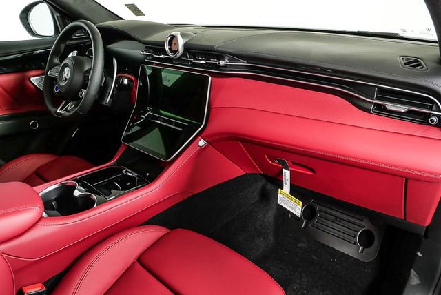 2026 Maserati Grecale Modena