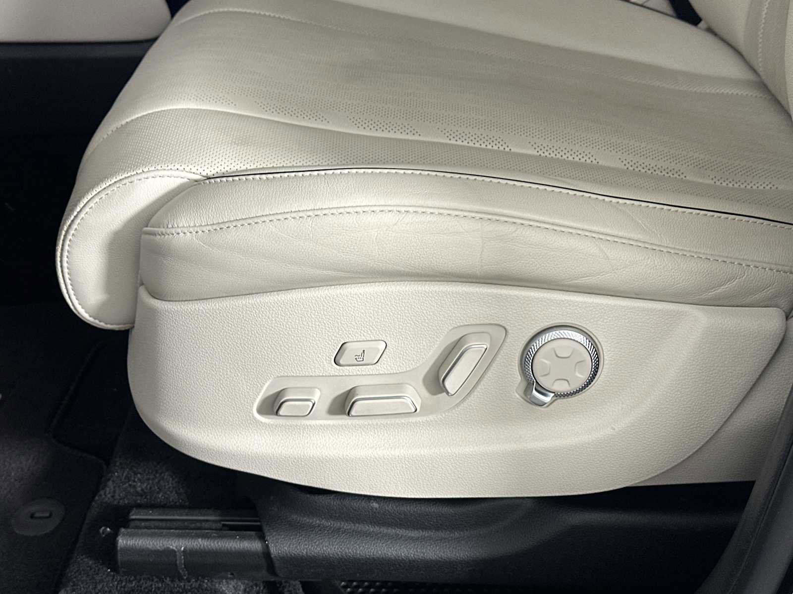 2023 Genesis Gv80 2.5T