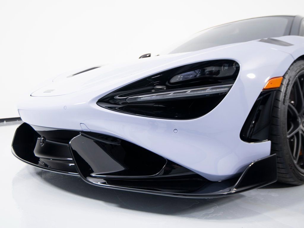 Used 2021 McLaren 765LT photo 42