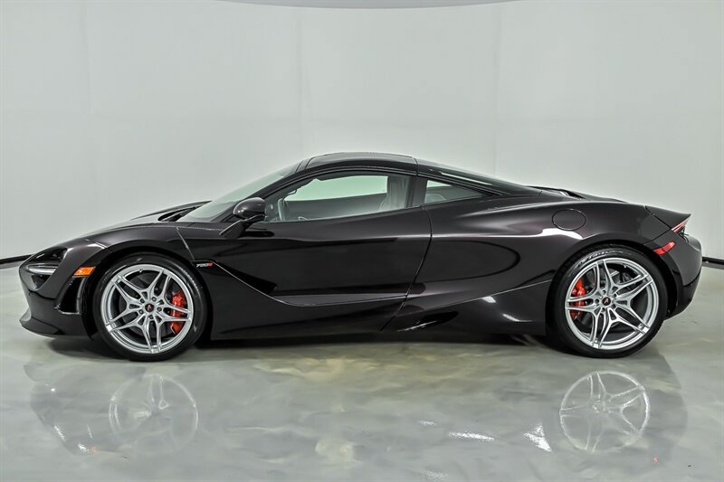 Used 2018 McLaren 720S photo 9