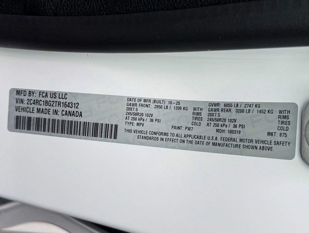 2026 Chrysler Pacifica Select