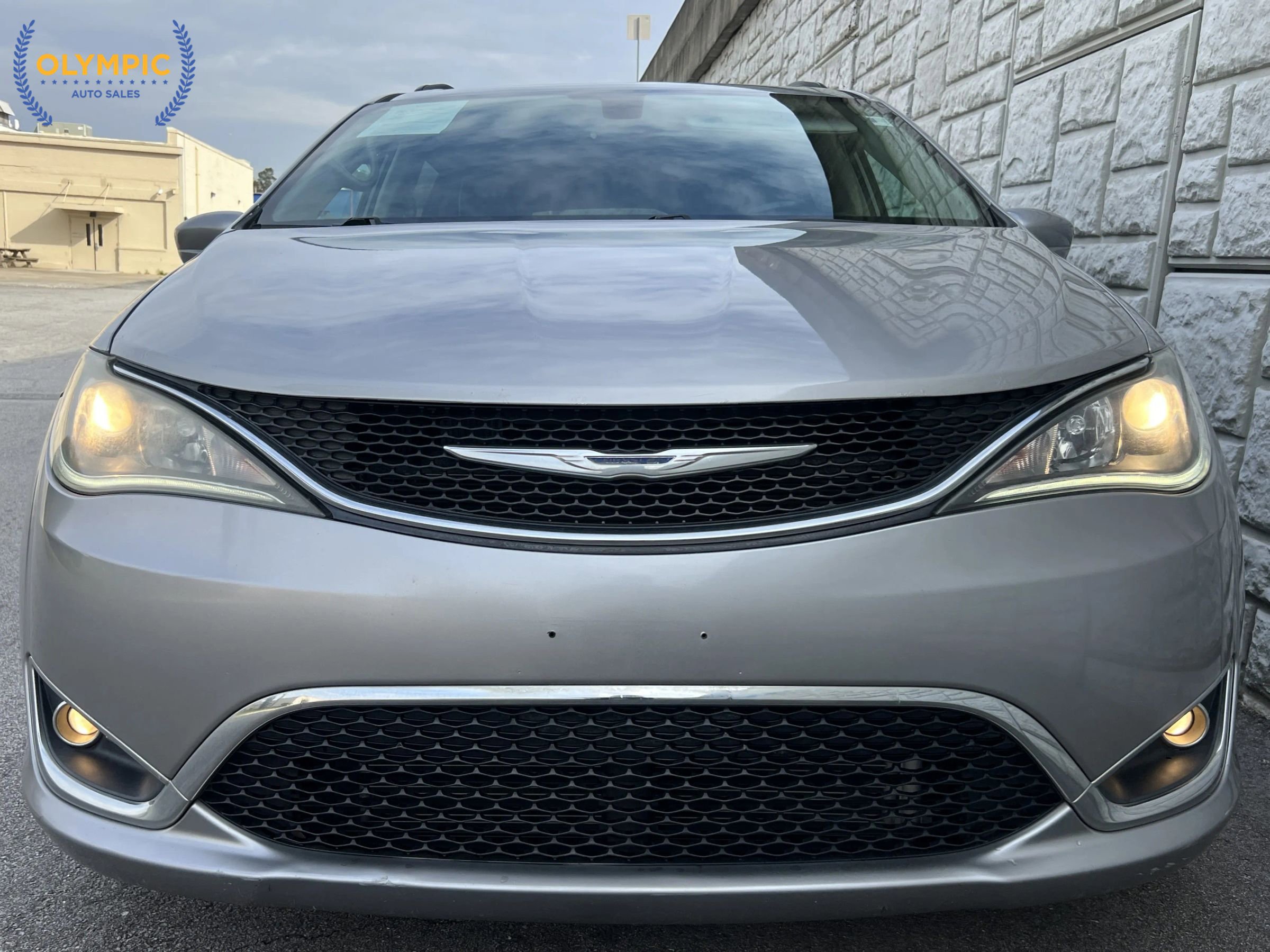 2017 Chrysler Pacifica Touring-L