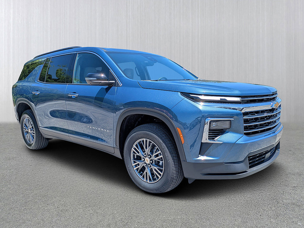 New 2026 Chevrolet Traverse LT w/ Driver Confidence Package