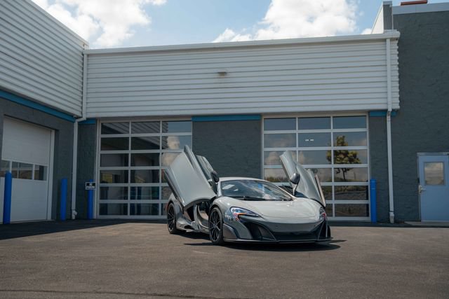 Used 2016 McLaren 675LT Coupe photo 29