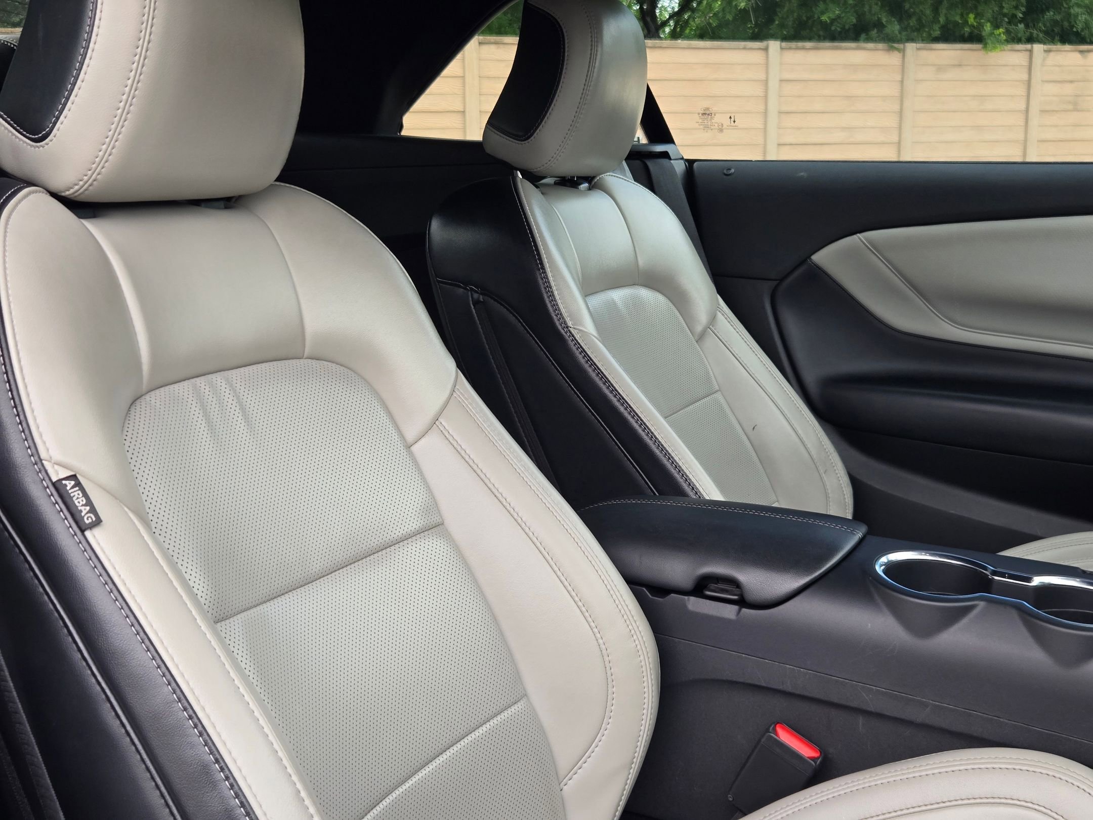 2024 Ford Mustang Premium