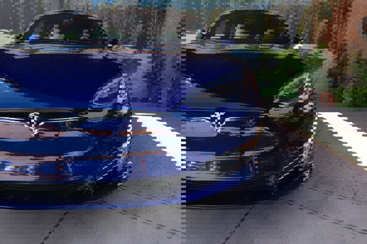 2018 Tesla Model S 75D