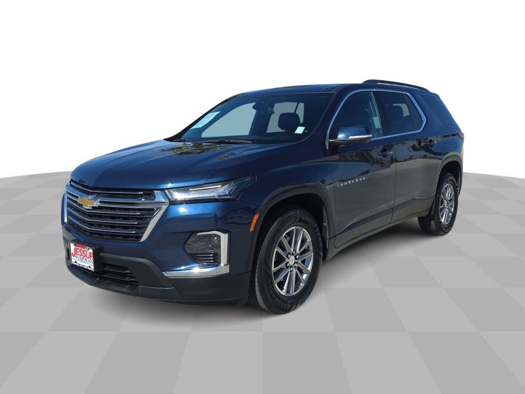 Used 2023 Chevrolet Traverse LT