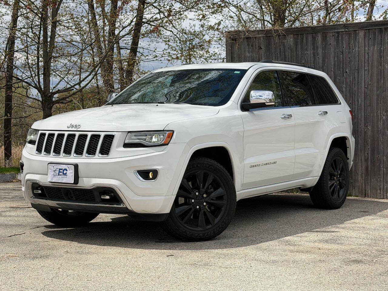 2014 Jeep Grand Cherokee Overland 4WD's photo
