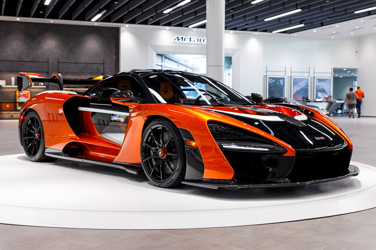 Used 2019 McLaren Senna photo 20