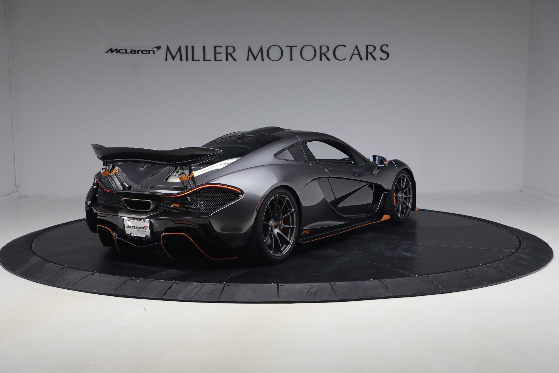 Used 2014 McLaren P1 photo 7