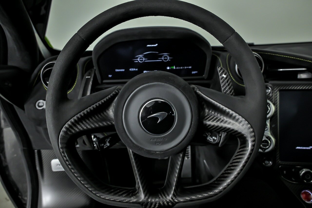 Used 2021 McLaren 765LT photo 28