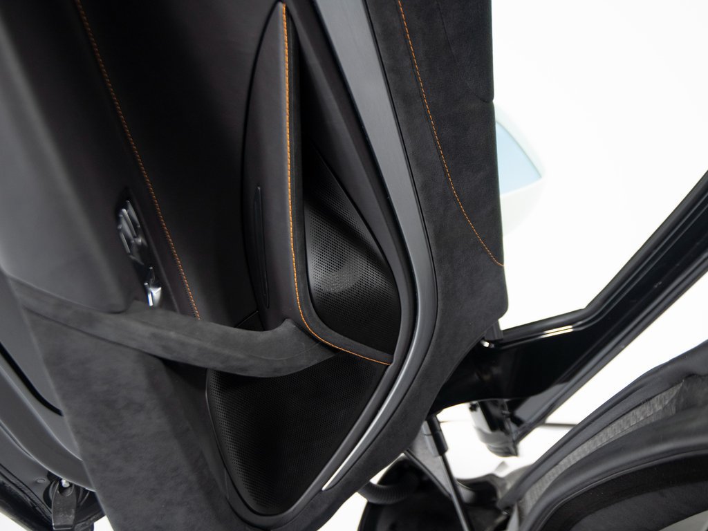 Used 2025 McLaren 750S photo 12