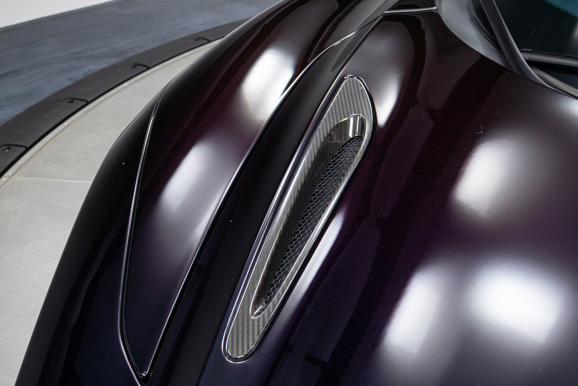 Used 2019 McLaren 720S Luxury photo 43