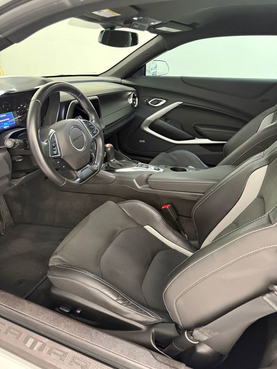 2023 Chevrolet Camaro LT