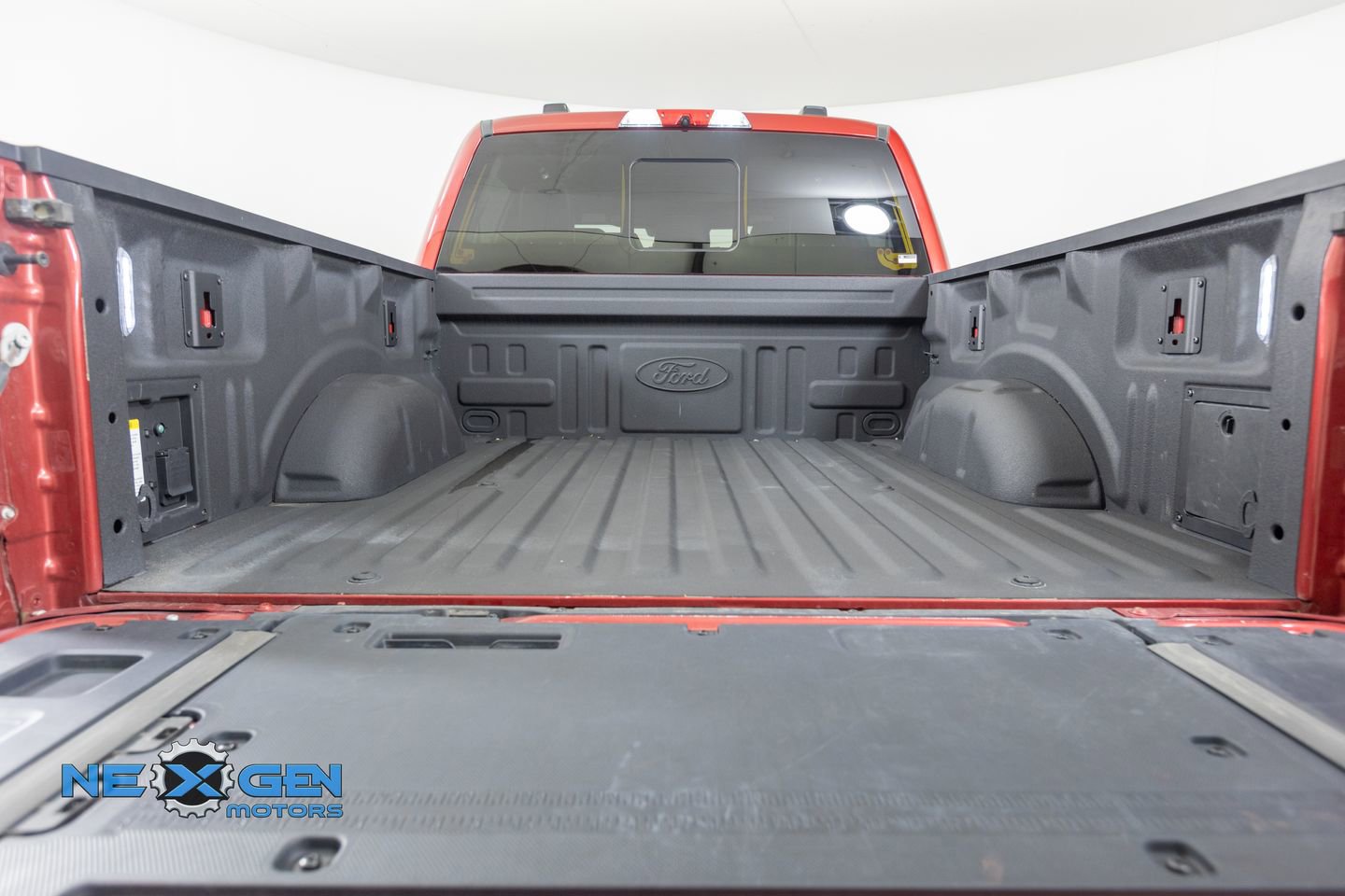 2024 Ford F150 Platinum