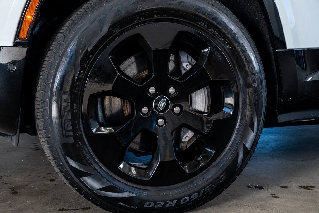 2023 Land Rover Defender 110 X-Dynamic SE