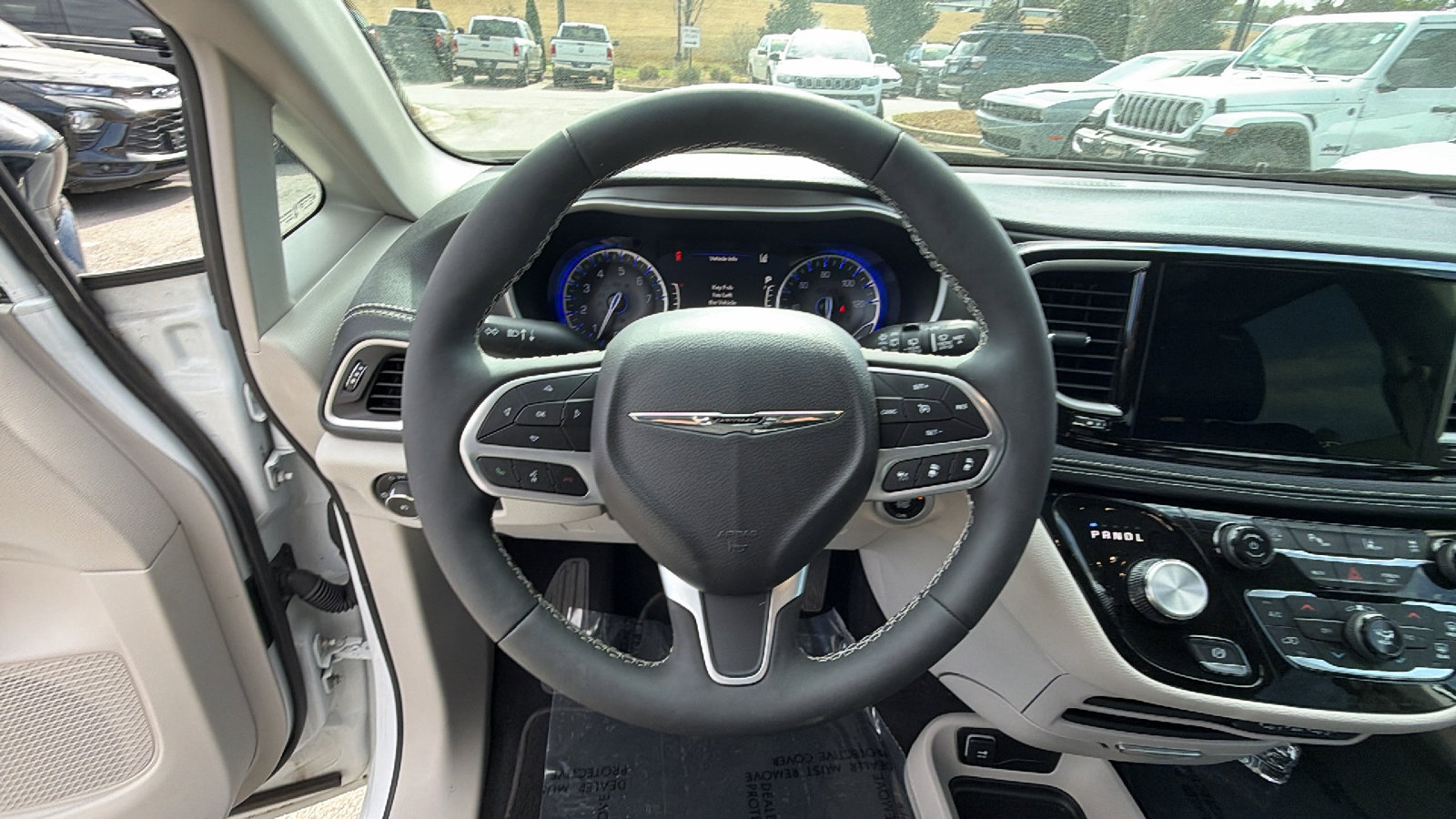 2024 Chrysler Pacifica Touring-L