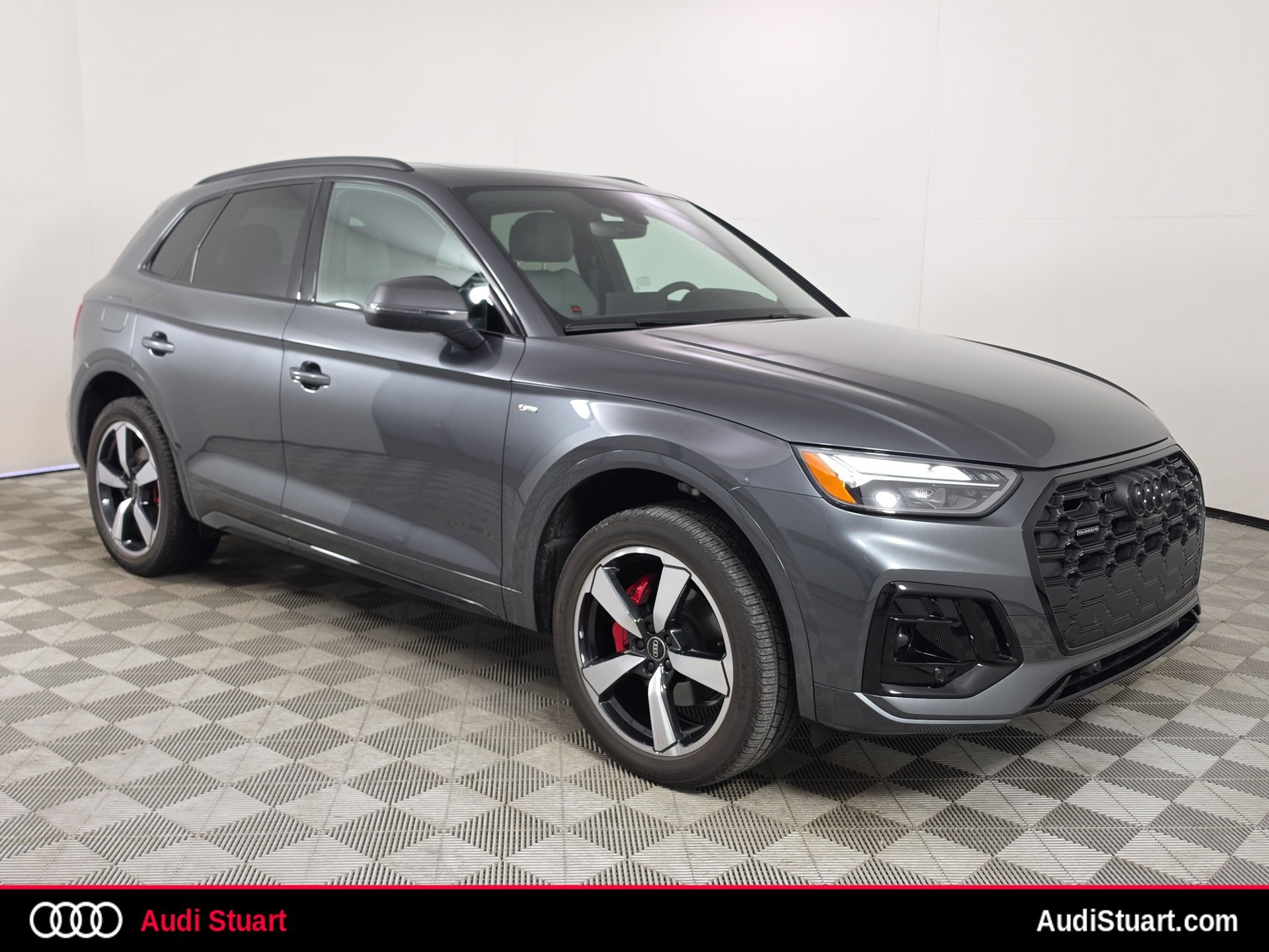 Certified 2024 Audi Q5 2.0T Premium Plus w/ Premium Plus Package