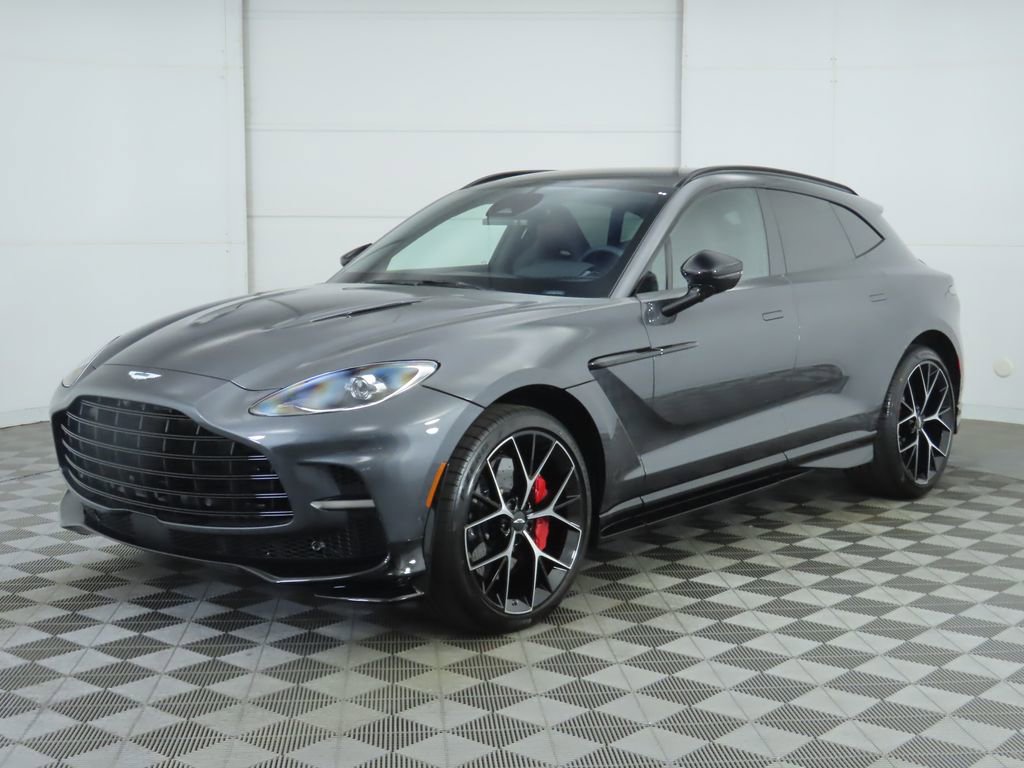 New 2026 Aston Martin DBX 707